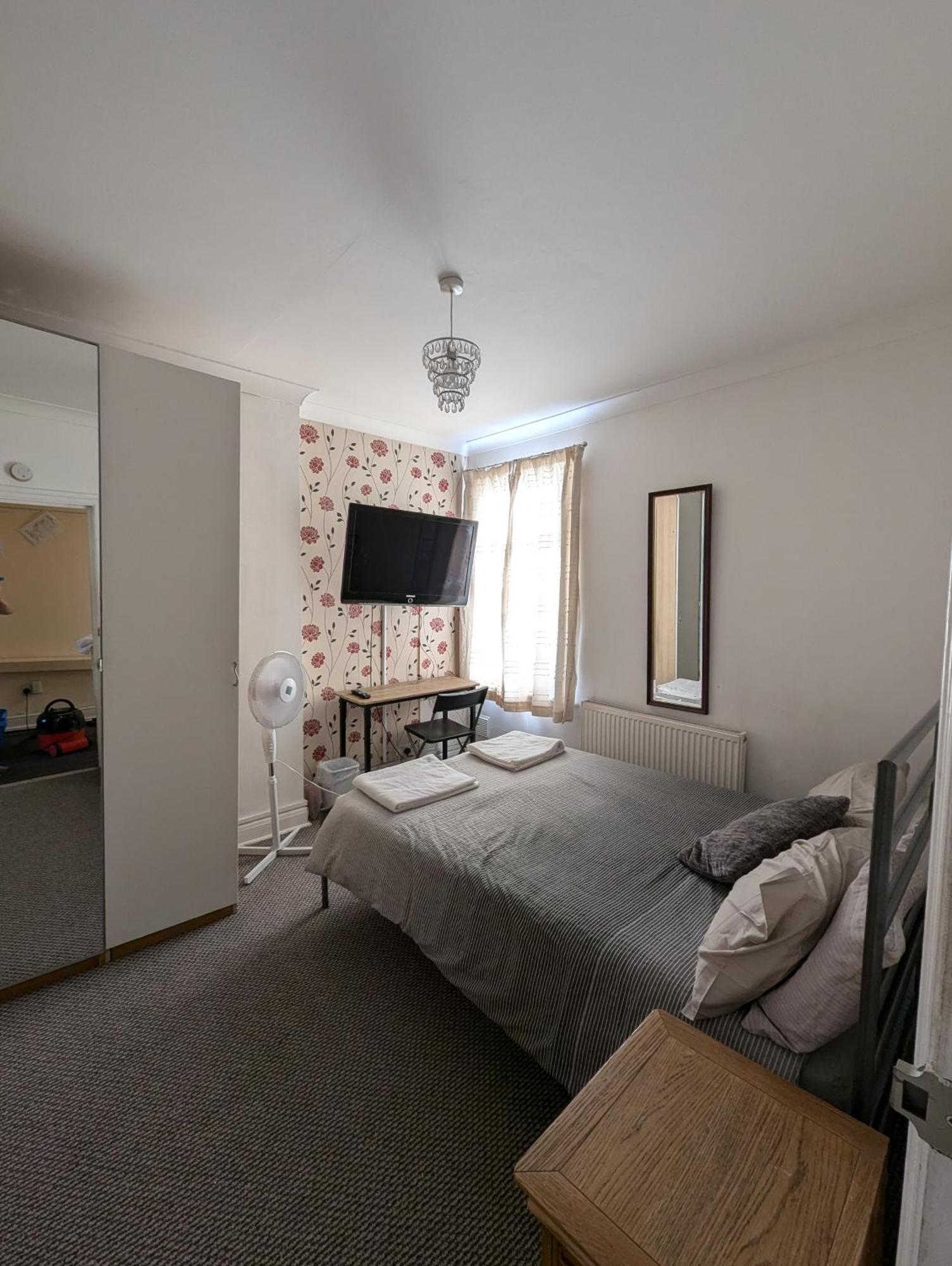 Apartment 3 Portland Road Southall